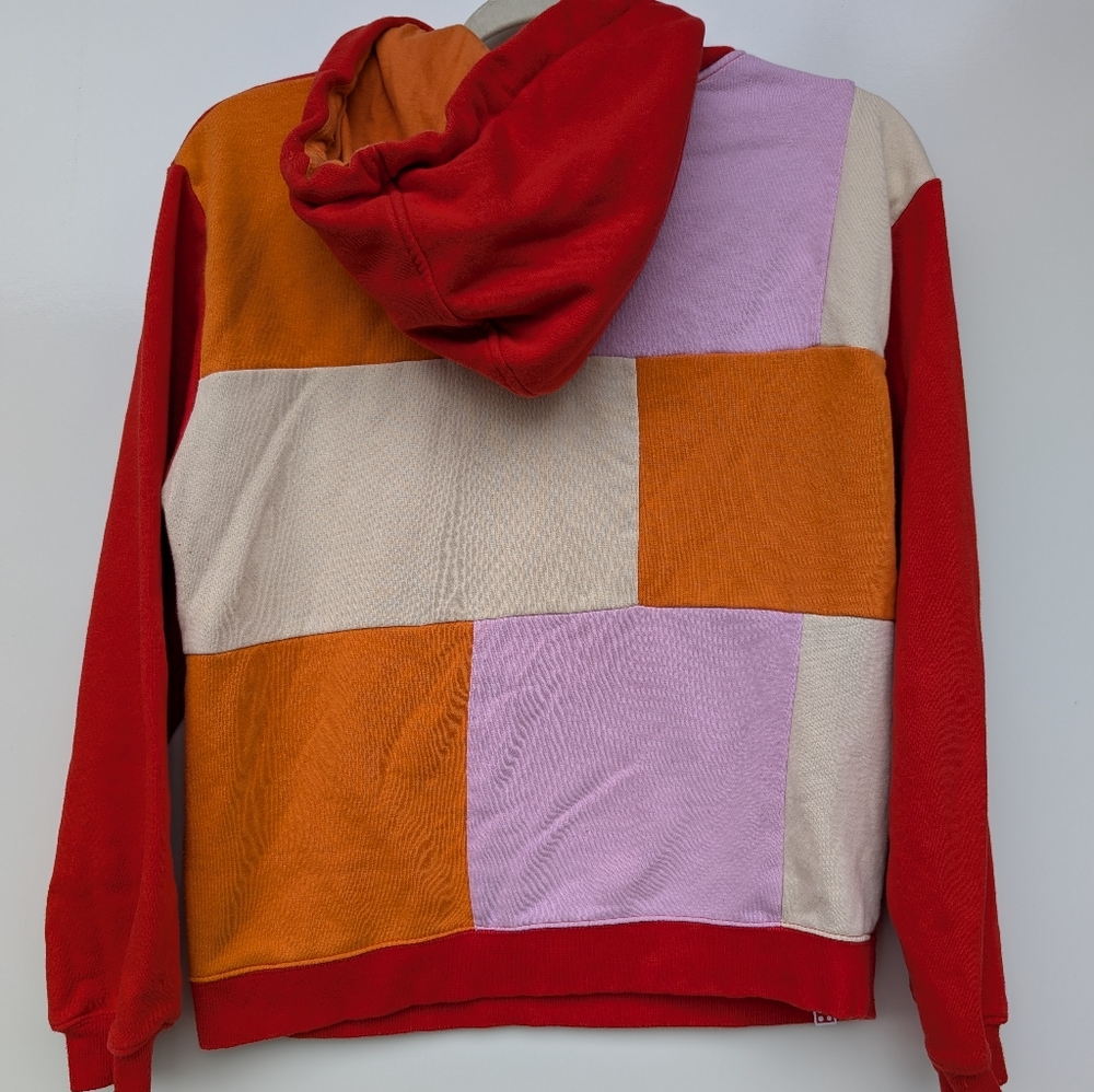 Levi’s Colorblock Patchwork Hoodie Red Pink Orange Purple – Unisex M